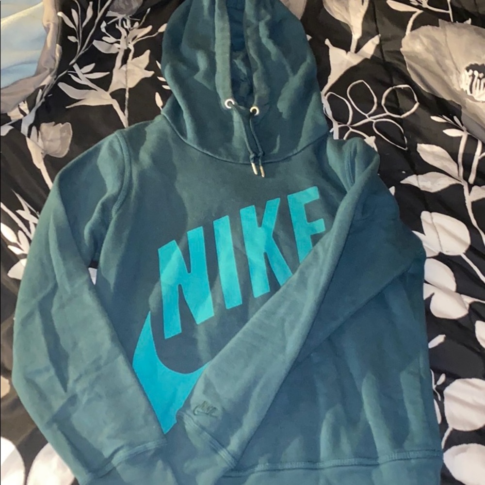 NIKE HOODIE